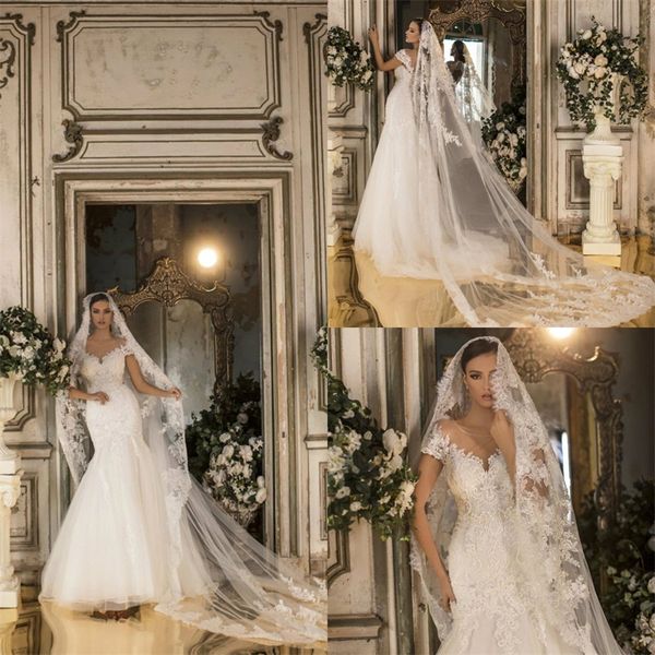 elegant mermaid wedding dresses jewel sleeveless sheer appliqued lace bridal gown sweep train custom made robes de mariée, White
elegant mermaid wedding dresses jewel sleeveless sheer appliqued lace bridal gown sweep train custom made robes de mariée, White