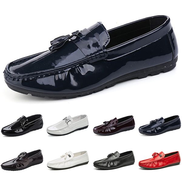 2020 designer luxury men women casual shoes black white loafers flat patent leather slip on fashion mens trainers sneakers size 39-44 color5
2020 designer luxury men women casual shoes black white loafers flat patent leather slip on fashion mens trainers sneakers size 39-44 color5