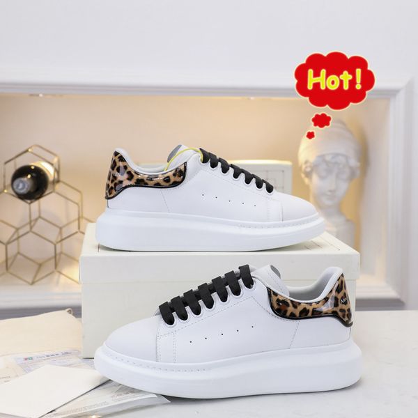 delivery men women chaussures casual shoes designer smart platform trainers luminous fluorescent shoe 20, Black
delivery men women chaussures casual shoes designer smart platform trainers luminous fluorescent shoe 20, Black