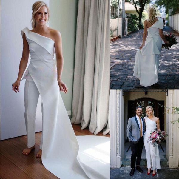 vintage women jumpsuit evening dresses high qality one shoulder prom dresses with train bodysuit sleeveless formal women two piece outfits, White;black
vintage women jumpsuit evening dresses high qality one shoulder prom dresses with train bodysuit sleeveless formal women two piece outfits, White;black