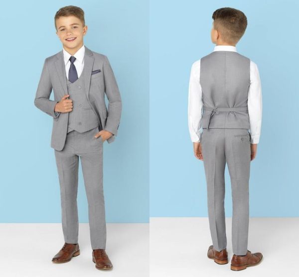 2020 new arrival boys' attire peaked lapel kids suits custom made clothing set 3 pieces prom suits (jacket+pants+tie+vest) 022, Blue
2020 new arrival boys' attire peaked lapel kids suits custom made clothing set 3 pieces prom suits (jacket+pants+tie+vest) 022, Blue