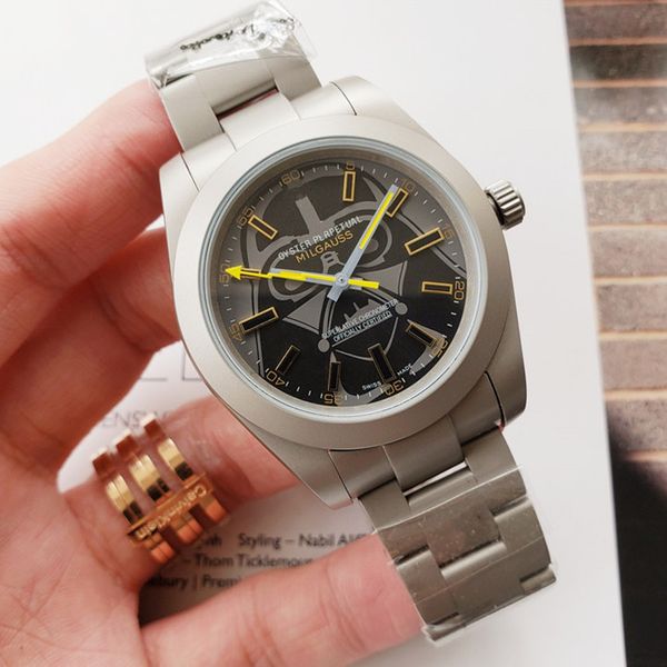 New minimali t de igner men 039 luxury watch automatic mechanical movement military diving clock 40mm men watche montre de luxe reloj, Slivery;brown
New minimali t de igner men 039 luxury watch automatic mechanical movement military diving clock 40mm men watche montre de luxe reloj, Slivery;brown