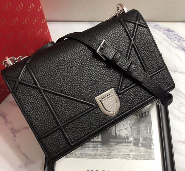 designers classic elegant handbag messenger personality metal decoration leather handbag totes purse shoulder bags crossbody shopping bags
designers classic elegant handbag messenger personality metal decoration leather handbag totes purse shoulder bags crossbody shopping bags
