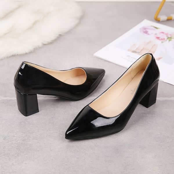2020 new elegant patent leather shoes thick pointed single shoes female sandals women pumps black high heels lady u14-96
2020 new elegant patent leather shoes thick pointed single shoes female sandals women pumps black high heels lady u14-96