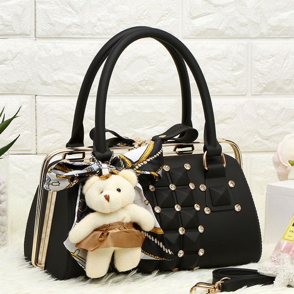 new women's handbag fashion jelly bag elegant diamond solid color large capacity female bag high texture shoulder diagonal
new women's handbag fashion jelly bag elegant diamond solid color large capacity female bag high texture shoulder diagonal