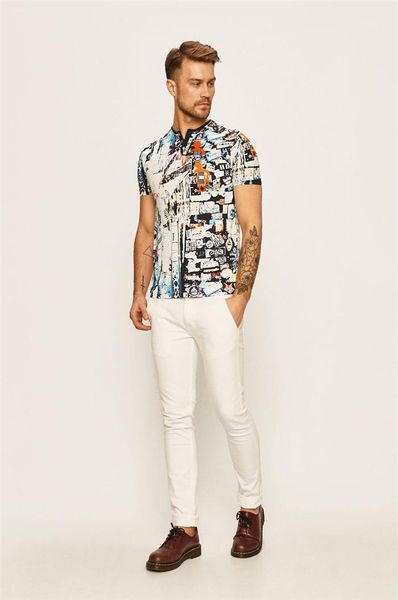 collar v neck short sleeve straight slim tshirts males hiphop streetwear tees mens 3d contrast color polos cartoon summer designer stand, White;black
collar v neck short sleeve straight slim tshirts males hiphop streetwear tees mens 3d contrast color polos cartoon summer designer stand, White;black