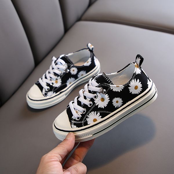 summer children's casual canvas shoes children's students breathable sports casual shoes, Black;red
summer children's casual canvas shoes children's students breathable sports casual shoes, Black;red