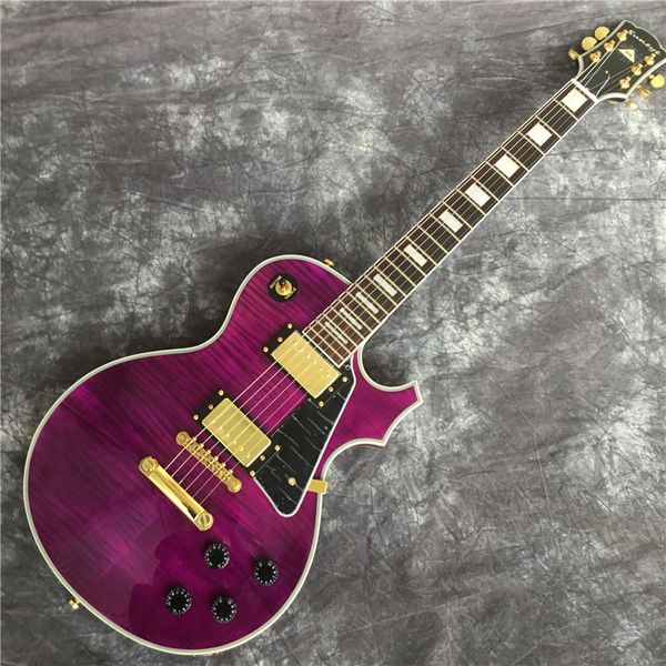 2020 new lp electric guitar, purple paint, tiger maple veneer chrome fittings, peach blossom core wood. mail
2020 new lp electric guitar, purple paint, tiger maple veneer chrome fittings, peach blossom core wood. mail