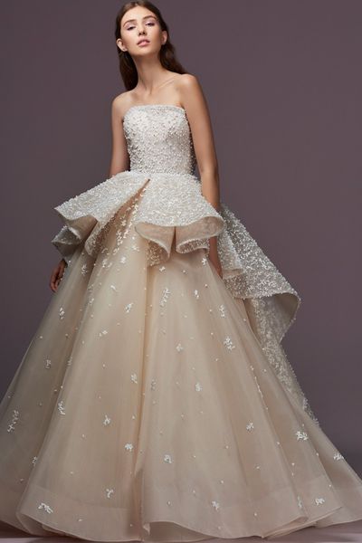 2019 latest peplum beading wedding dresses strapless lace appliqued sleeveless robe de mariée wedding dress bridal gowns plus size, White
2019 latest peplum beading wedding dresses strapless lace appliqued sleeveless robe de mariée wedding dress bridal gowns plus size, White