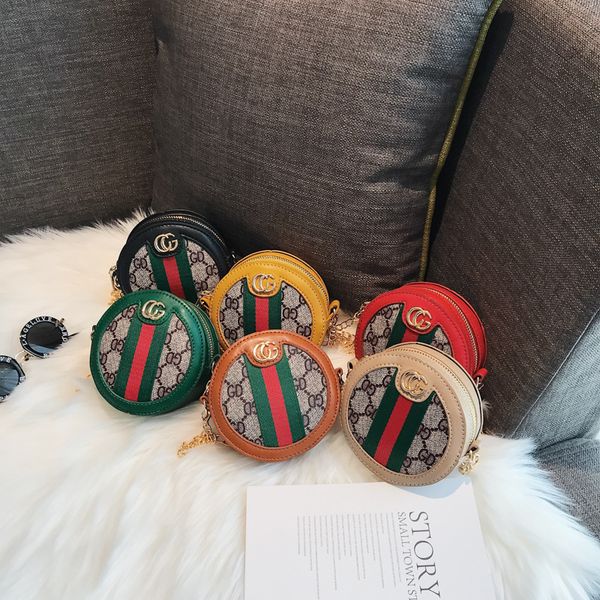 kids deaigner handbags 2019 fashion korean girls mini princess purses round letter printed chain messenger bags children candy bags gifts, White
kids deaigner handbags 2019 fashion korean girls mini princess purses round letter printed chain messenger bags children candy bags gifts, White