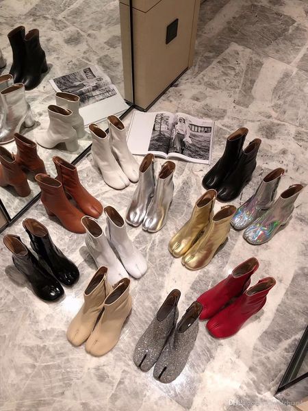 original factory wholesale brand women's boots,designed boots, luxury short boots, made by lamb skin, Black
original factory wholesale brand women's boots,designed boots, luxury short boots, made by lamb skin, Black