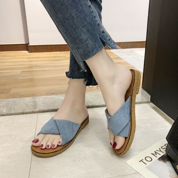 2020 women sandals summer beach outdoor sandals fashion flat female slippers new beach flip flops shoes ladies footwear
2020 women sandals summer beach outdoor sandals fashion flat female slippers new beach flip flops shoes ladies footwear