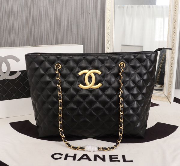2019 women bag designers handbags luxury crossbody messenger shoulder bags good quality leather purses 35*28*12cm
2019 women bag designers handbags luxury crossbody messenger shoulder bags good quality leather purses 35*28*12cm