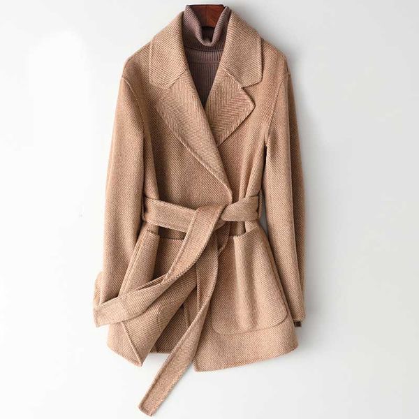 2019 women cashmere beige coat elegant turn down collar woolen coat with belt design autumn warm casaco feminino, Black
2019 women cashmere beige coat elegant turn down collar woolen coat with belt design autumn warm casaco feminino, Black