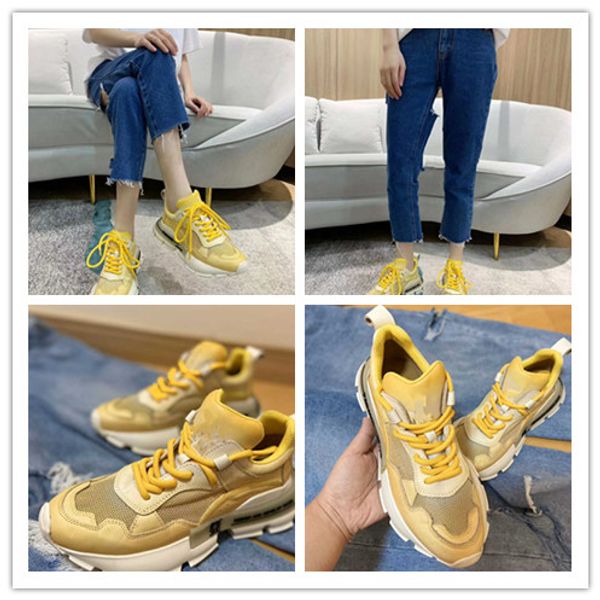 2020 early spring explosion model private model outsole soft and comfortable breathable mesh fight super soft cowhide, Black
2020 early spring explosion model private model outsole soft and comfortable breathable mesh fight super soft cowhide, Black