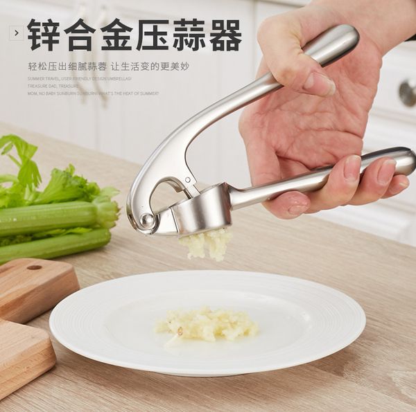 dynamic pressure and zinc alloy pounder kitchen end squeeze ramming minced mashed garlic organ
dynamic pressure and zinc alloy pounder kitchen end squeeze ramming minced mashed garlic organ