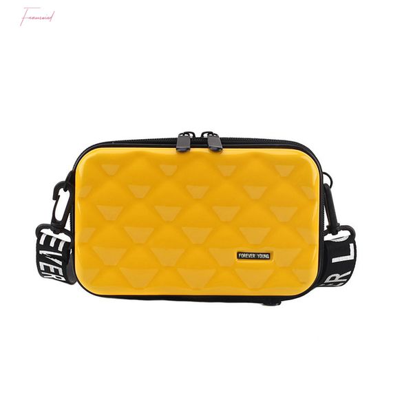 crossbody bags for women 2020 handbags women bags designer mini make up bag trunk shape wide strap box flap bag
crossbody bags for women 2020 handbags women bags designer mini make up bag trunk shape wide strap box flap bag