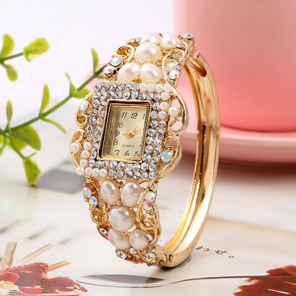 fashionable pearl bracelet with diamond watch exquisite ladies watch handmade pearl bracelet watch dial diameter 20mm, Slivery;brown
fashionable pearl bracelet with diamond watch exquisite ladies watch handmade pearl bracelet watch dial diameter 20mm, Slivery;brown