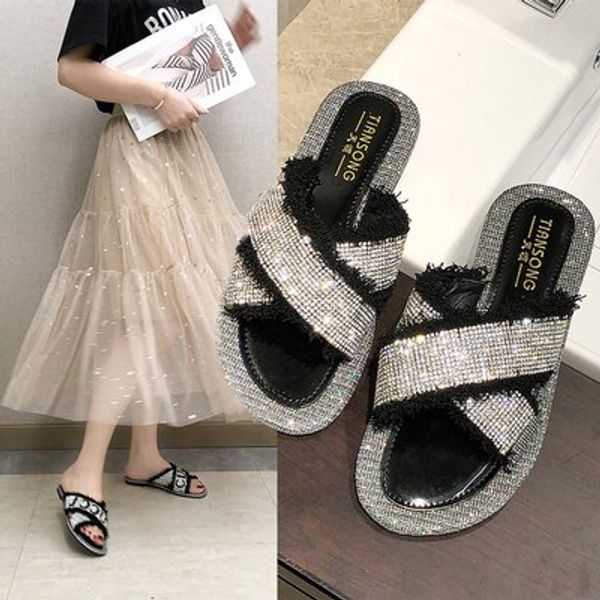 2020 new flat bottom word cool drag korean fashion wild rhinestones chic beach shoes, Black
2020 new flat bottom word cool drag korean fashion wild rhinestones chic beach shoes, Black