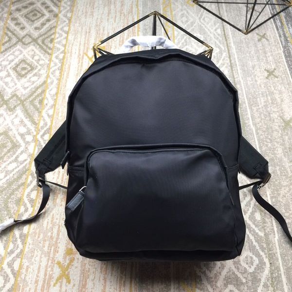 european and american fashion trend 2020 backpack, designer backpack, global transportation, factory direct
european and american fashion trend 2020 backpack, designer backpack, global transportation, factory direct