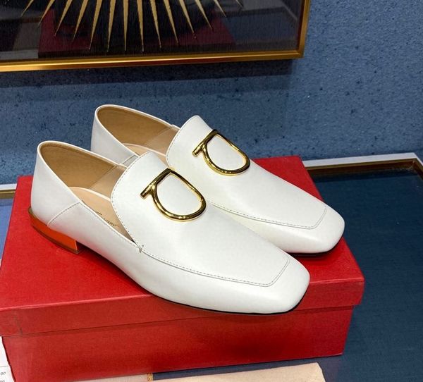 whosale original brand women dress shoes, business shoes,designed sneakers handbag etc, 3colors,made by original lambskin, Black
whosale original brand women dress shoes, business shoes,designed sneakers handbag etc, 3colors,made by original lambskin, Black