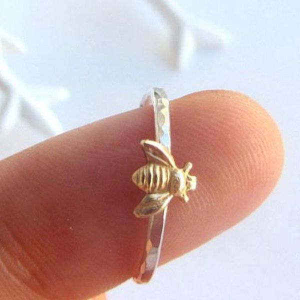10pcs sell fashion bee rings european and american small fresh female ring birthday party jewelry gifts g-106, Golden;silver
10pcs sell fashion bee rings european and american small fresh female ring birthday party jewelry gifts g-106, Golden;silver