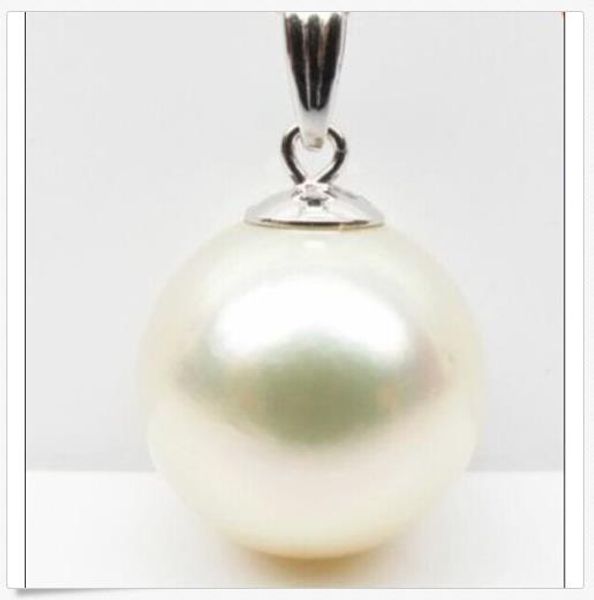 huge natural16.mm south sea white perfect round shell pearl pendant 14k white, Silver
huge natural16.mm south sea white perfect round shell pearl pendant 14k white, Silver
