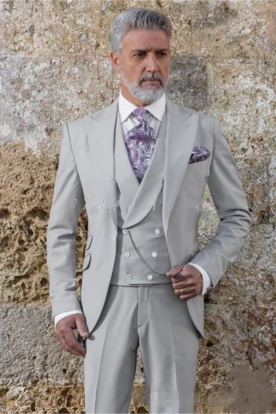 new design one button silver gray wedding groom tuxedos peak lapel groomsmen mens dinner blazer suits (jacket+pants+vest+tie) 467, Black;gray
new design one button silver gray wedding groom tuxedos peak lapel groomsmen mens dinner blazer suits (jacket+pants+vest+tie) 467, Black;gray
