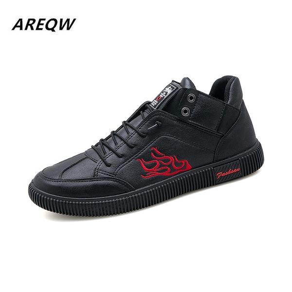 2019 spring and autumn wild shallow mouth low to help men's leather casual shoes lightweight wear-resistant flat men's shoes, Black
2019 spring and autumn wild shallow mouth low to help men's leather casual shoes lightweight wear-resistant flat men's shoes, Black