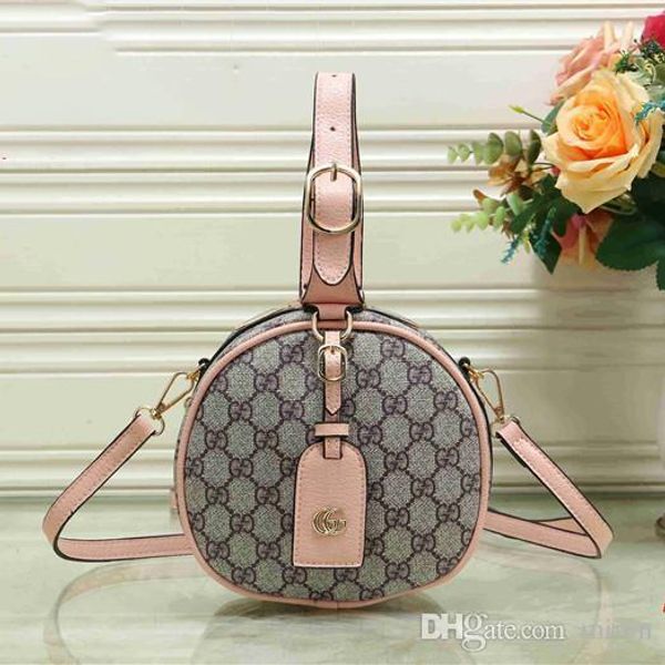 Luxury Brand Small Round Package High Quality Shoulder Bag Women Messenger Package Clutch Handbag Luxury Evening Package Tote Bags
Luxury Brand Small Round Package High Quality Shoulder Bag Women Messenger Package Clutch Handbag Luxury Evening Package Tote Bags