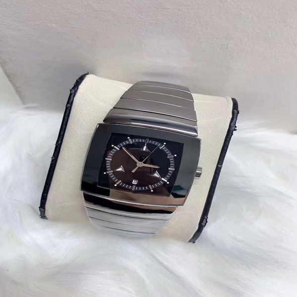 нового stlye кварцевого черного циферблата женщина площадь вахты ceamic диапазон сапфировая бесплатная доставка, Slivery;brown
нового stlye кварцевого черного циферблата женщина площадь вахты ceamic диапазон сапфировая бесплатная доставка, Slivery;brown