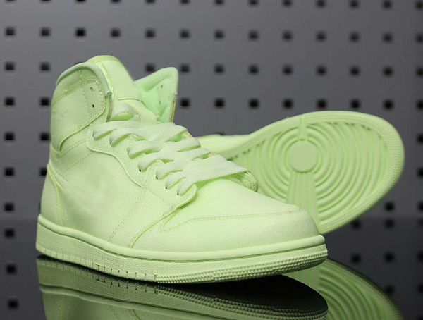 7389 1 high og mens basketball reflective light fluorescent green ah baskets de marque s designer trainers baloncesto outdoor shoes
7389 1 high og mens basketball reflective light fluorescent green ah baskets de marque s designer trainers baloncesto outdoor shoes