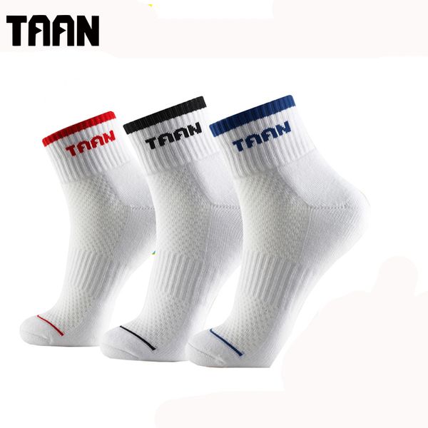 1 pair taan anti-skid men's sport socks for badminton tennis cotton socks breathable thick mountain sock men's tennis, Black
1 pair taan anti-skid men's sport socks for badminton tennis cotton socks breathable thick mountain sock men's tennis, Black