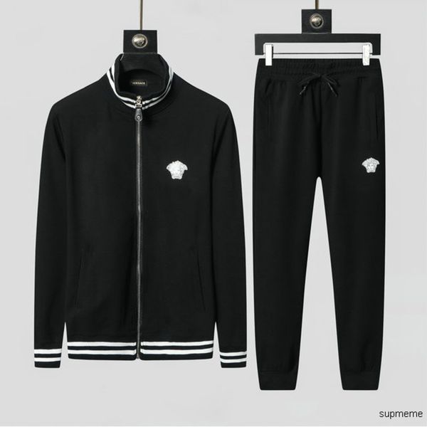 men's winter sports set logistics new men's casual luxury long sleeve winter jacket european and american brand fashion trend jack, Gray
men's winter sports set logistics new men's casual luxury long sleeve winter jacket european and american brand fashion trend jack, Gray