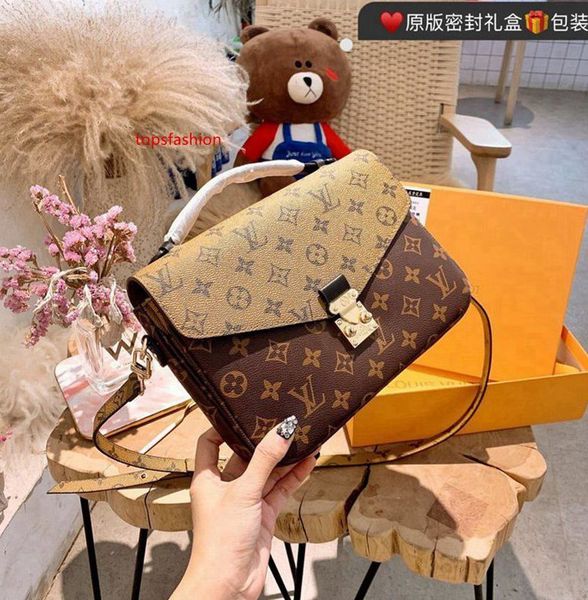 fashion leather women messenger shoulder bags women waliets for leather chain handbags crossbody and shoulder - 0227
fashion leather women messenger shoulder bags women waliets for leather chain handbags crossbody and shoulder - 0227