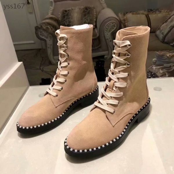 fashionable female europe and america 2019 calfskin booties new personality single boots simple korean version of the locomotive boot, Black
fashionable female europe and america 2019 calfskin booties new personality single boots simple korean version of the locomotive boot, Black