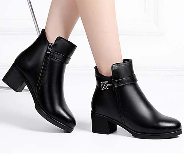 2019 short boots in autumn and winter leather laces for and women shoes with designer fashion martin boots casual sports shoes z37, Black
2019 short boots in autumn and winter leather laces for and women shoes with designer fashion martin boots casual sports shoes z37, Black