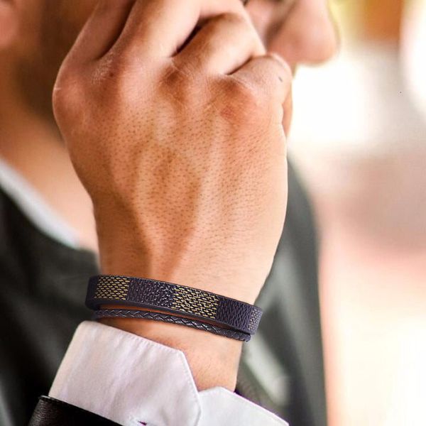 gents plaid leather quality cuff bracelet for men wristband, Golden;silver
gents plaid leather quality cuff bracelet for men wristband, Golden;silver