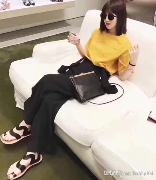 shoulder bags cross body totes 181053 23cm12 handbags 2018 brand fashion luxury designer famous women shoulder designer cowhide real leather
shoulder bags cross body totes 181053 23cm12 handbags 2018 brand fashion luxury designer famous women shoulder designer cowhide real leather