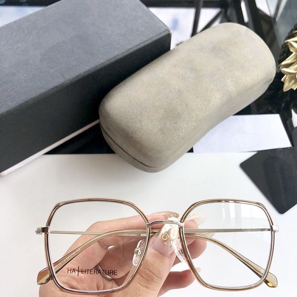 2020 ale candy-color partysu younger big-rim glasses frame ch0039 52-19-142 metal+plank for prescription glasses with full-set case
2020 ale candy-color partysu younger big-rim glasses frame ch0039 52-19-142 metal+plank for prescription glasses with full-set case
