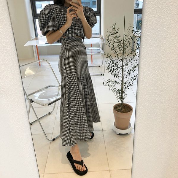 two piece dress plaid 2 set women o neck puff short sleeve blouse+high waist a line mermaid skirts fashion slim fit suits, White
two piece dress plaid 2 set women o neck puff short sleeve blouse+high waist a line mermaid skirts fashion slim fit suits, White