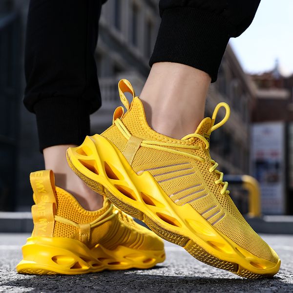 2020 new women shoes pair light shoes sneakers women vulcanize fashion sport walking outdoor casual jogging
2020 new women shoes pair light shoes sneakers women vulcanize fashion sport walking outdoor casual jogging