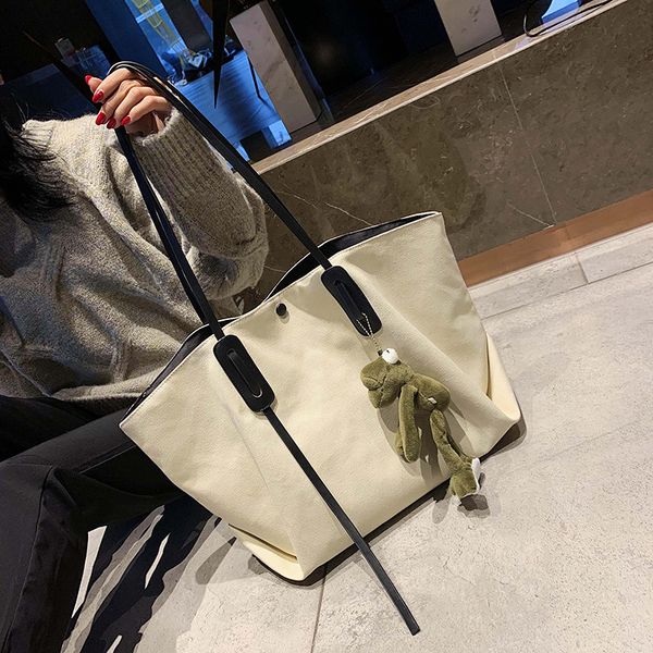 2020 new women's bags popular big bags women's wild large-capacity tote fashion handbag ladies shoulder messenger
2020 new women's bags popular big bags women's wild large-capacity tote fashion handbag ladies shoulder messenger