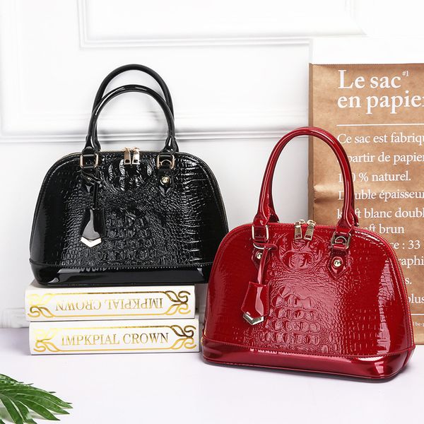 women's bag luxury patent leather fashion crocodile pattern handbag 2019 new simple shoulder messenger bag
women's bag luxury patent leather fashion crocodile pattern handbag 2019 new simple shoulder messenger bag