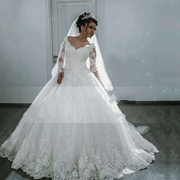 2020 new puffy lace beaded applique white long sleeve arab wedding gowns robe gorgeous sheer ball gown wedding dresses
2020 new puffy lace beaded applique white long sleeve arab wedding gowns robe gorgeous sheer ball gown wedding dresses