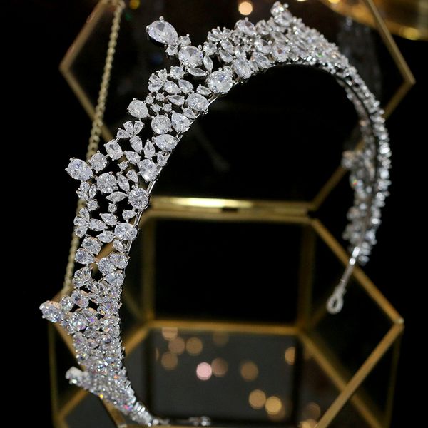 цирконий серебряный головной убор головной убор моды королевской невесты воды сверло свадьба корону аксессуары дамы ювелирные изделия, Golden;white
цирконий серебряный головной убор головной убор моды королевской невесты воды сверло свадьба корону аксессуары дамы ювелирные изделия, Golden;white
