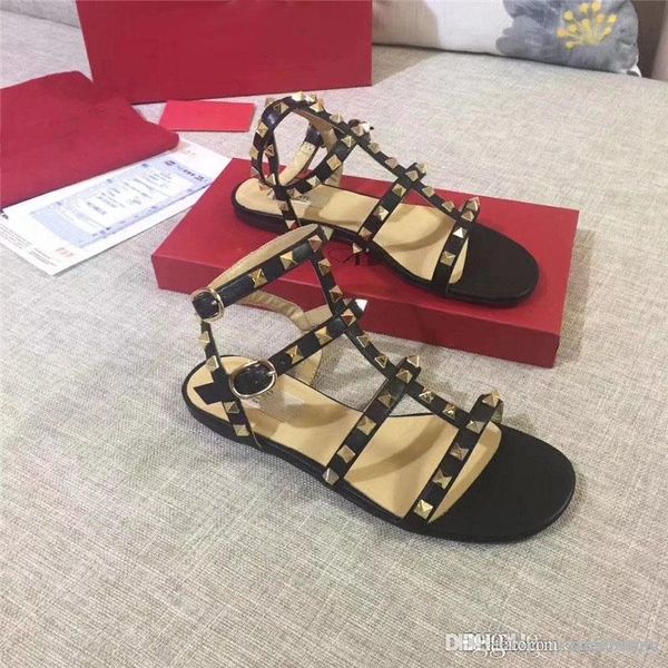 valenti rockstudss sandals gladiator black gunmetal studs worn few times slide flat sandals with original box, Blue;gray
valenti rockstudss sandals gladiator black gunmetal studs worn few times slide flat sandals with original box, Blue;gray