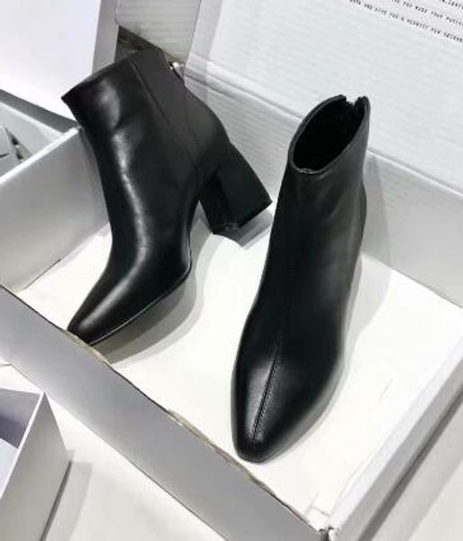 femininas fashion med heel leather ankle boots women zip square toe martin boots femininas new style boots with box, Black
femininas fashion med heel leather ankle boots women zip square toe martin boots femininas new style boots with box, Black