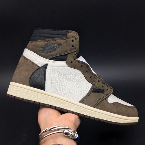 Suede Travis Scotti x Basketball Shoes 1 High OG TS SP 2019 Fashion Brand Designer Bronze Black Mens Sports Sneakers
Suede Travis Scotti x Basketball Shoes 1 High OG TS SP 2019 Fashion Brand Designer Bronze Black Mens Sports Sneakers