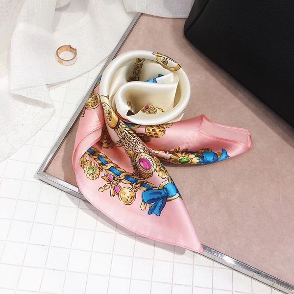 fashion mulberry silk scarf, joker small square, can be used as a scarf, clothing matching essential scarf, soft and comfortable, Blue;gray
fashion mulberry silk scarf, joker small square, can be used as a scarf, clothing matching essential scarf, soft and comfortable, Blue;gray